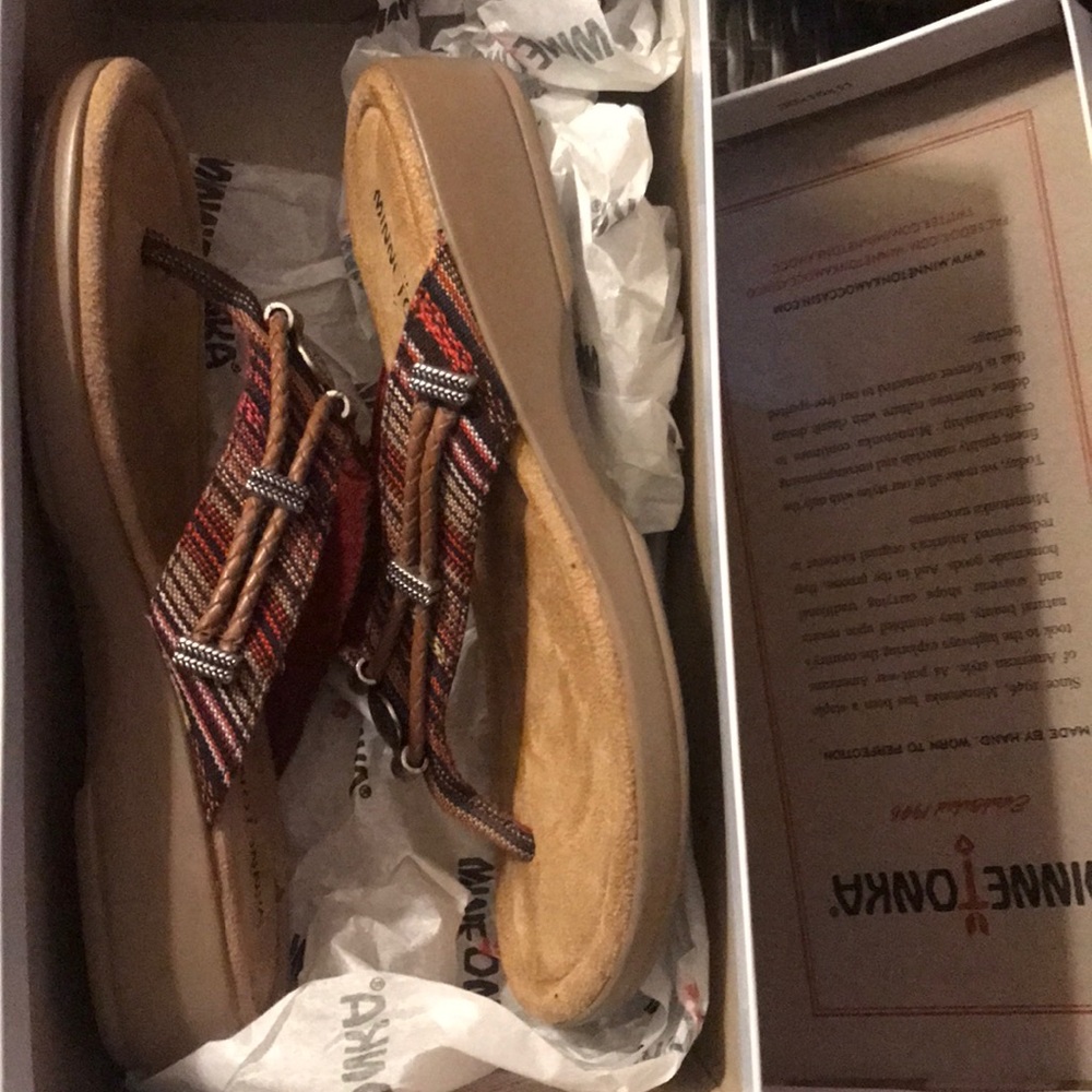 Minnetonka thong sandal